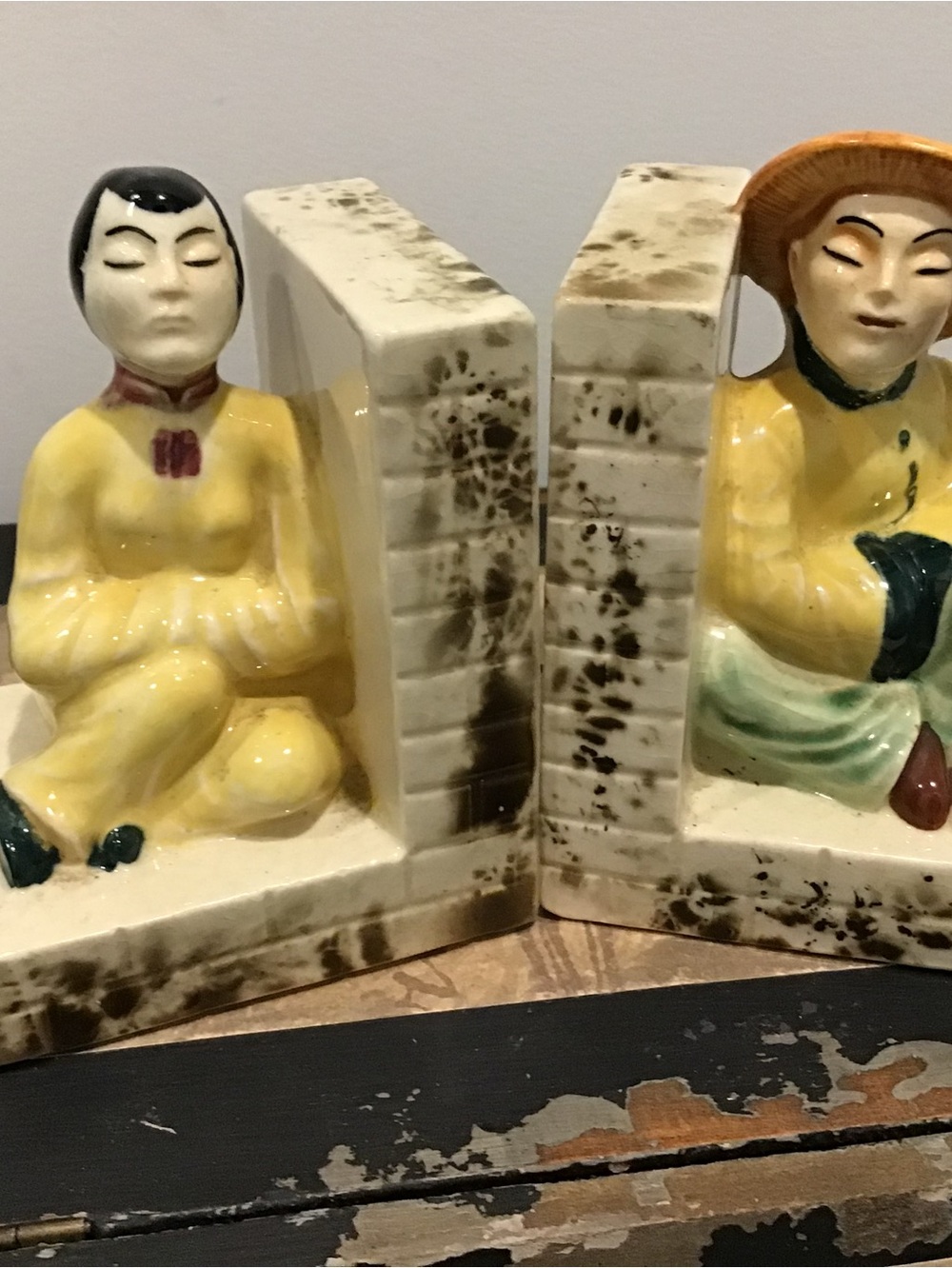 Vintage Art Deci Ceramic Asian Figural Bookends Drip Glaze Mid Century 7.25"